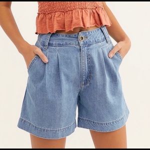 High waisted Lee Jean Shorts